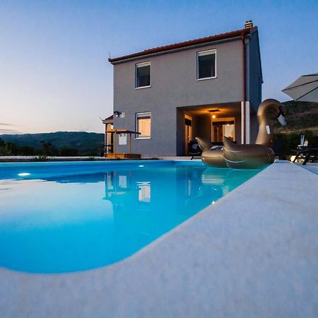 הוילה Ruzic Family Dream House מראה חיצוני תמונה